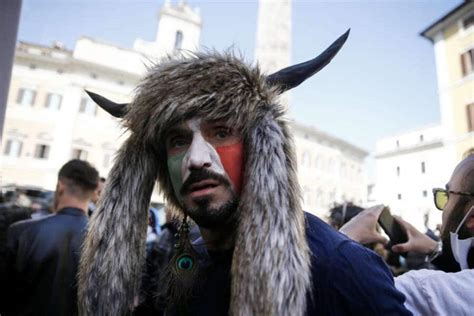 parla un ristoratore di modena che ha protestato a piazza